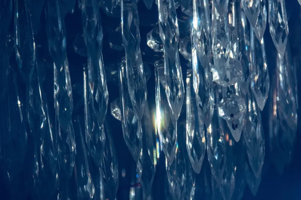 glass-7722732_1280